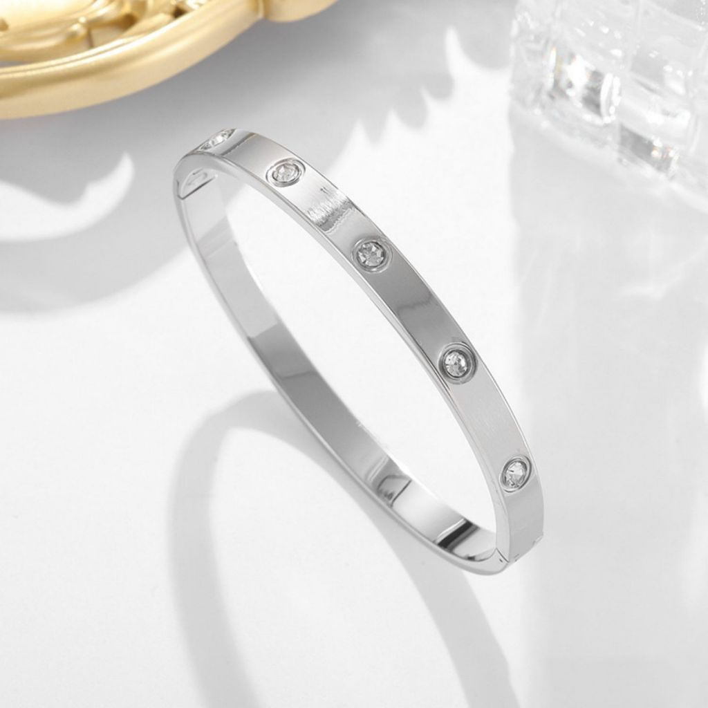 Pulseira de aço titânio 18k para mulheres cheia de diamantes A pulseira Kajia não desbota joias femininas simples e versáteis joias de design de celebridades da internet