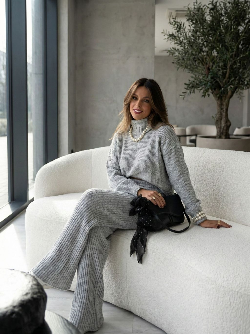 Conjunto Feminino Inverno Mousse Calça e Blusa Gola Alta Tricot