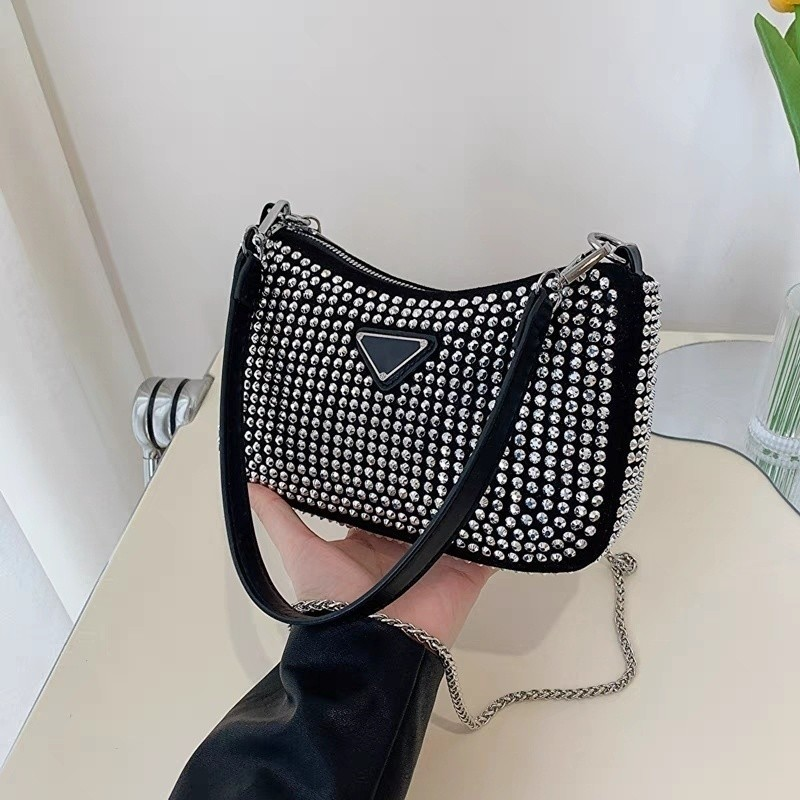 Bolsa Feminina Pequena Transversal Alça de Corrente Prata Brilho Cristais Strass Marisa