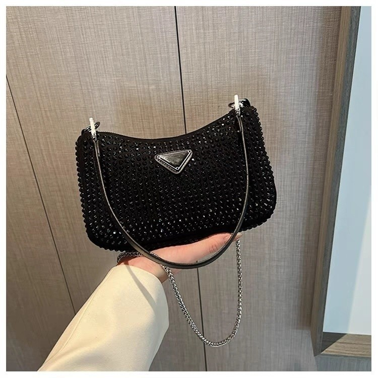 Bolsa Feminina Pequena Transversal Alça de Corrente Prata Brilho Cristais Strass Marisa